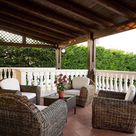Villa Patrizia-Luxury Villa Mottola Exterior photo