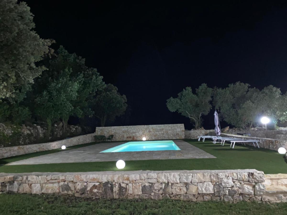 Villa Patrizia-Luxury Villa Mottola Exterior photo
